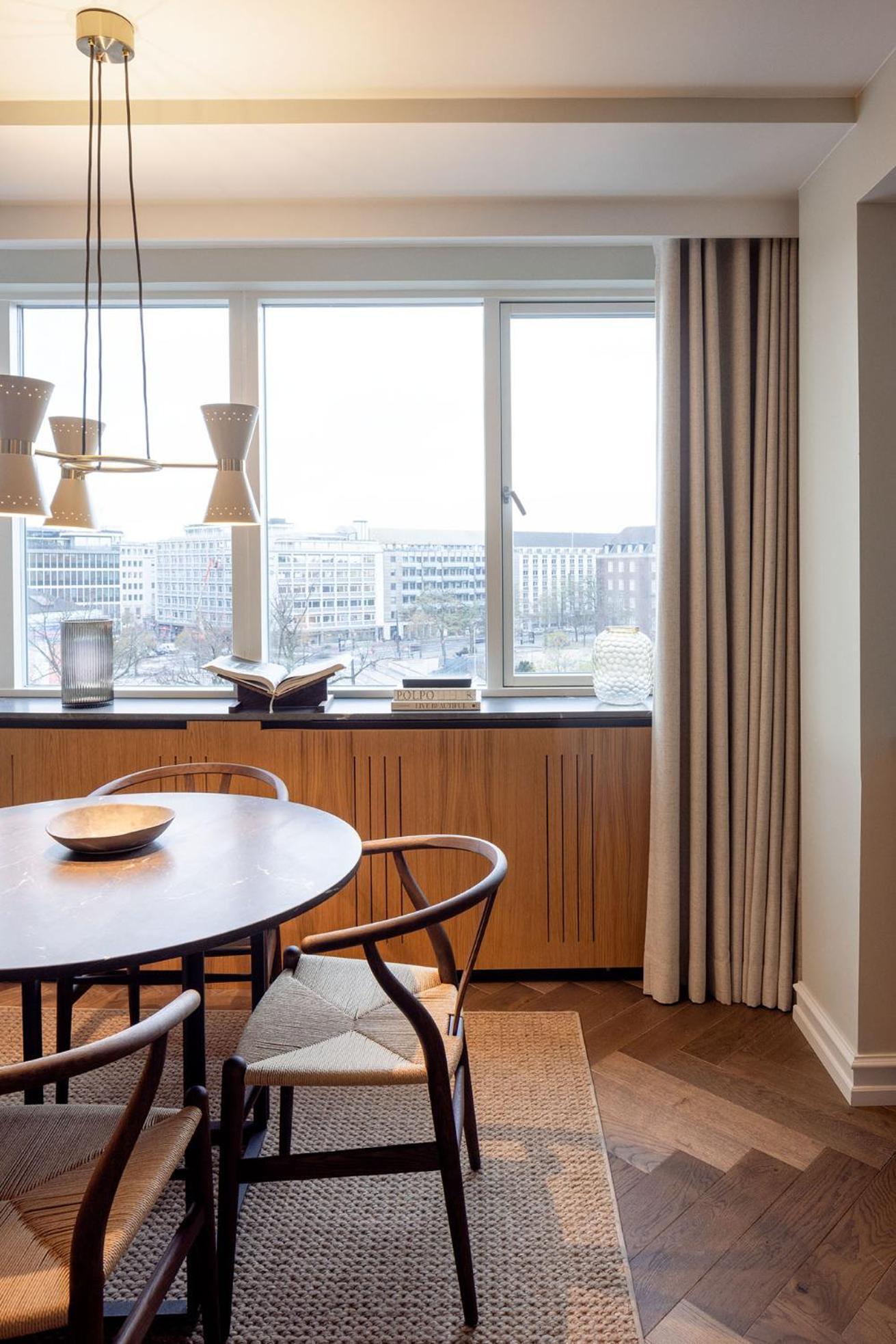 Hotel Hypernym & Suites 4*